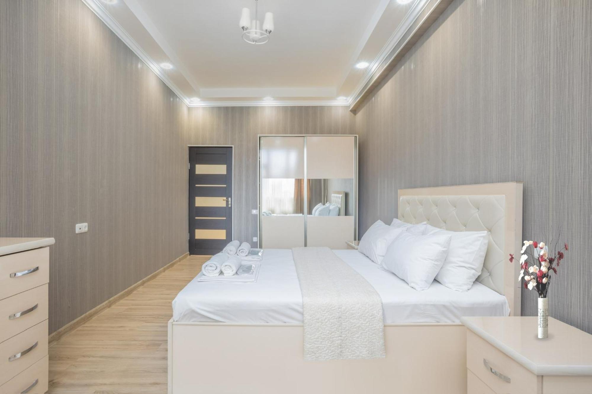2 Bedrooms 2 Bathrooms Large And Lux Apartment Best Location Jerevan Exteriér fotografie