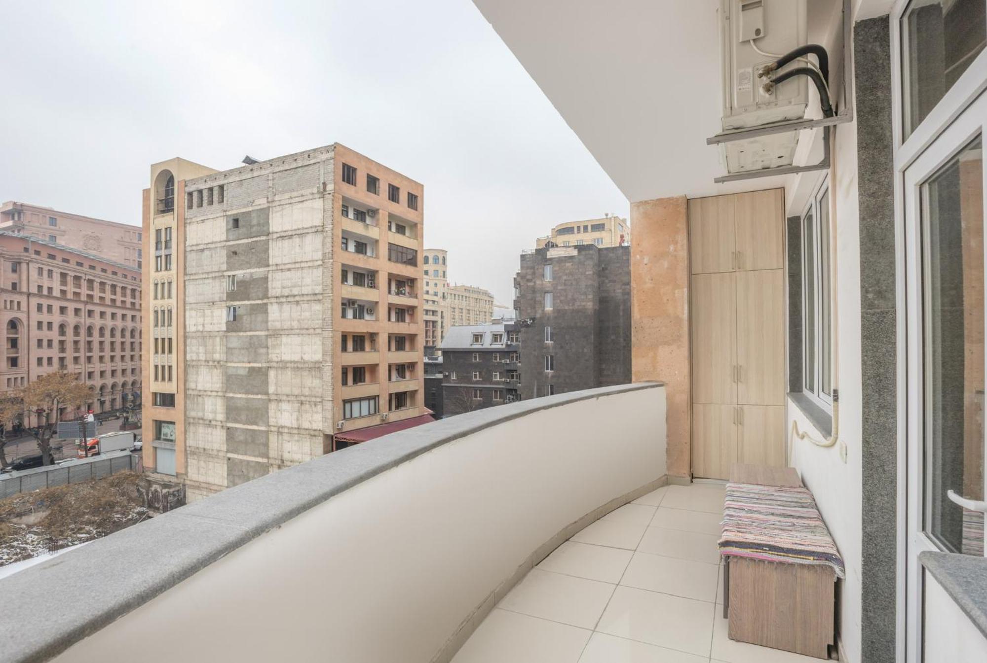 2 Bedrooms 2 Bathrooms Large And Lux Apartment Best Location Jerevan Exteriér fotografie